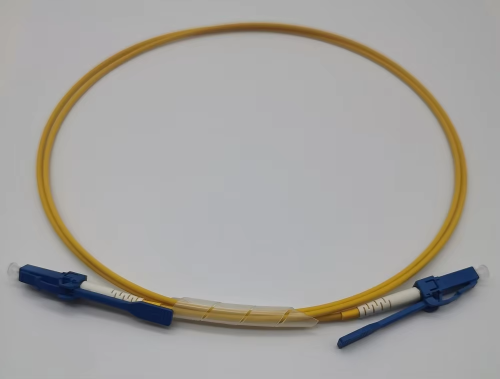 LC/UPC Patch Cord SM OS2 1core Cables SC Patchcords Simplex Lszh Push Pull Tab Fiber Patch Cord
